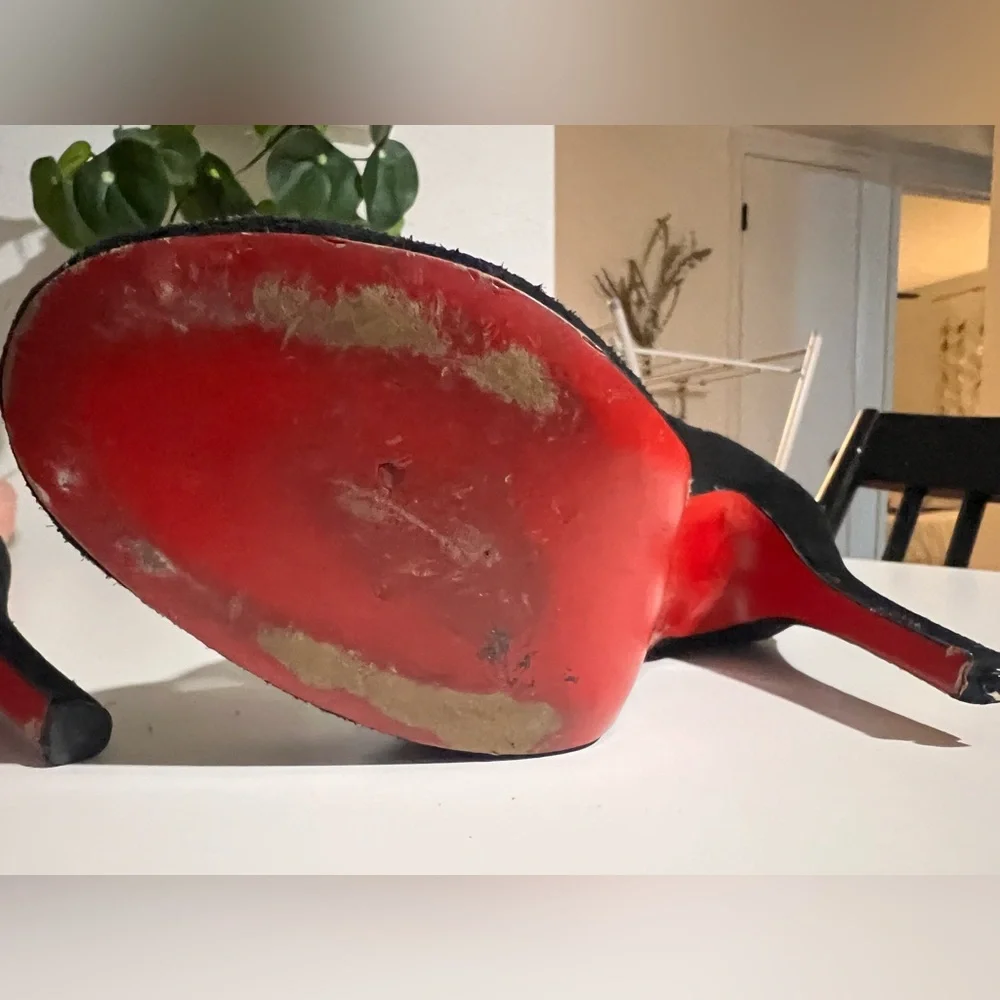 Christian Louboutin Circus Cutout Booties Red Bottom Heels Size 38 / 7.5 🖤✨👠 - Picture 6 of 9